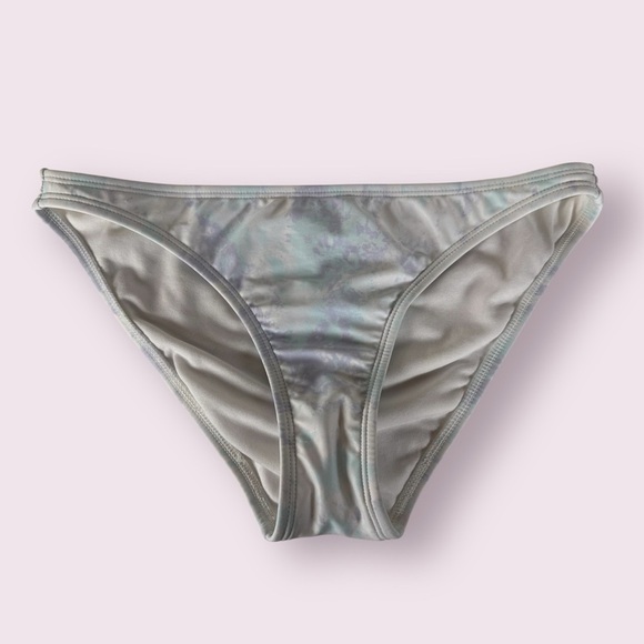 Xhilaration Other - Xhilaration White Purple Blue Tie Dye Bikini Bottoms Medium